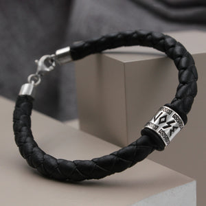 Pulsera vikinga de cuero nacional con abalorio de plata personalizado – Estilo nórdico artesanal