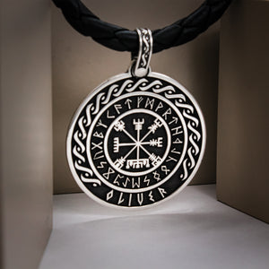 Colgante Exclusivo vikingo de plata de ley 925 personalizado con runas