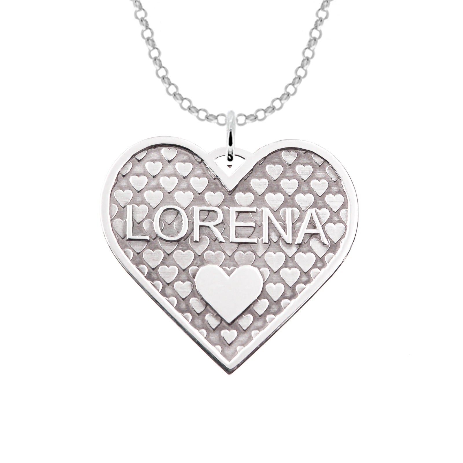 Colgante Corazón de Plata Personalizado con Nombre en Bajo Relieve – Joya Única y Romántica