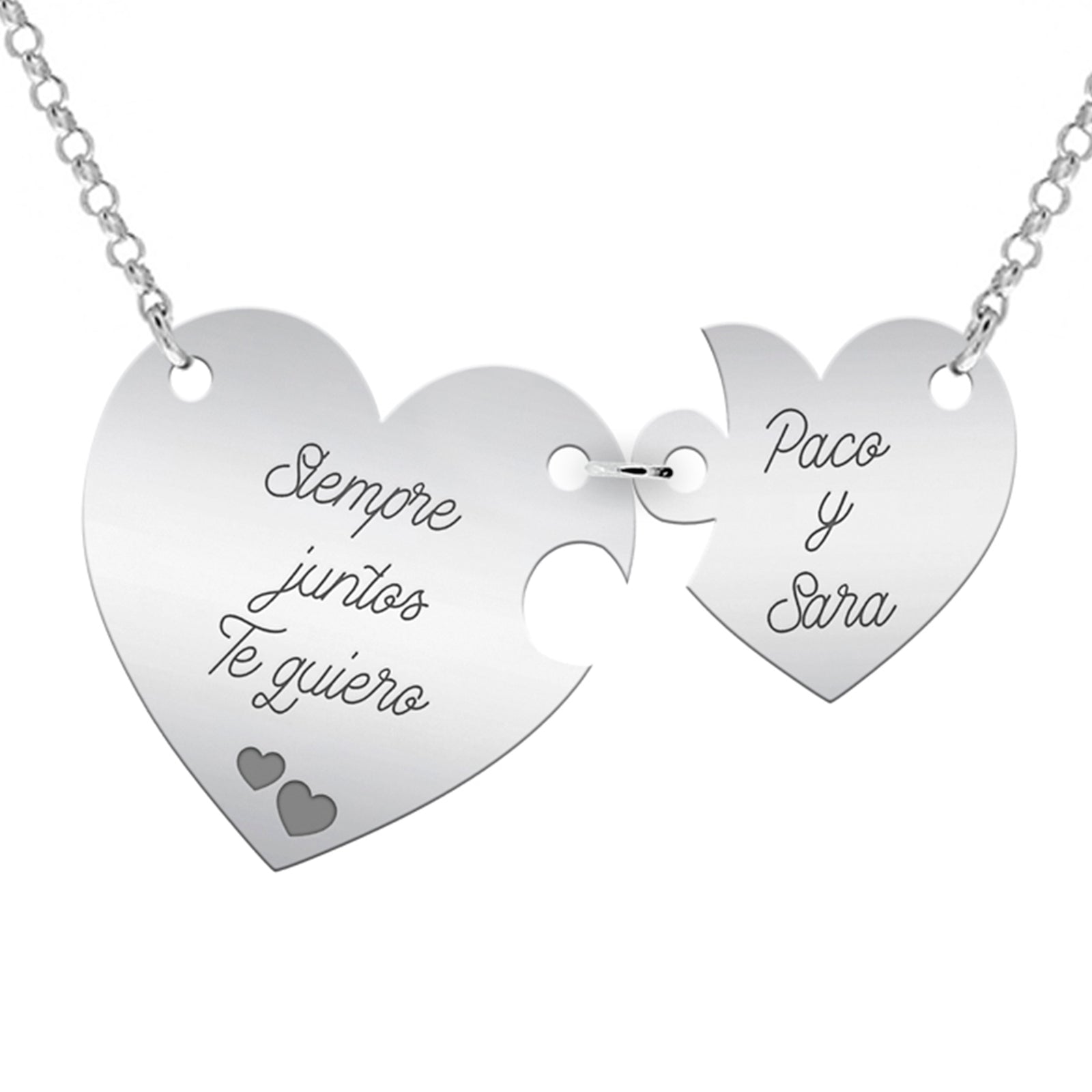 Colgante de pareja en forma de corazón partido en plata – Personalizado con nombres y mensaje grabado