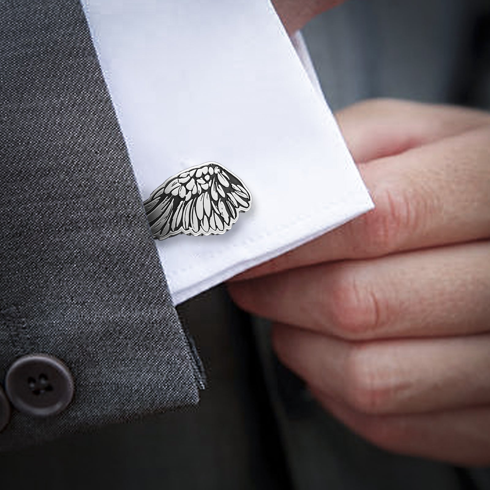 Gemelos de Plata en Forma de Alas