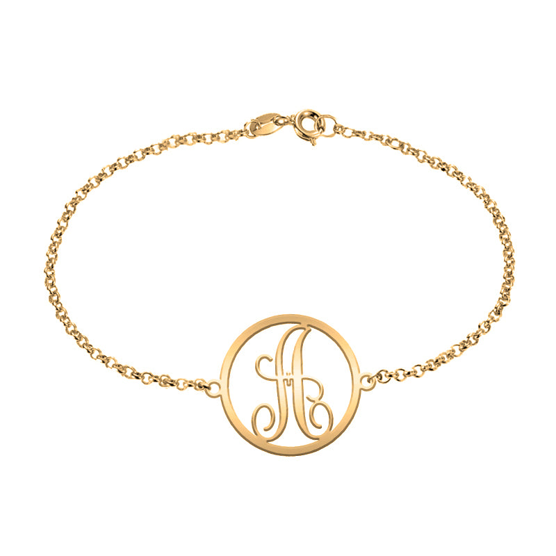 Pulsera de plata con inicial clásica chapada en oro