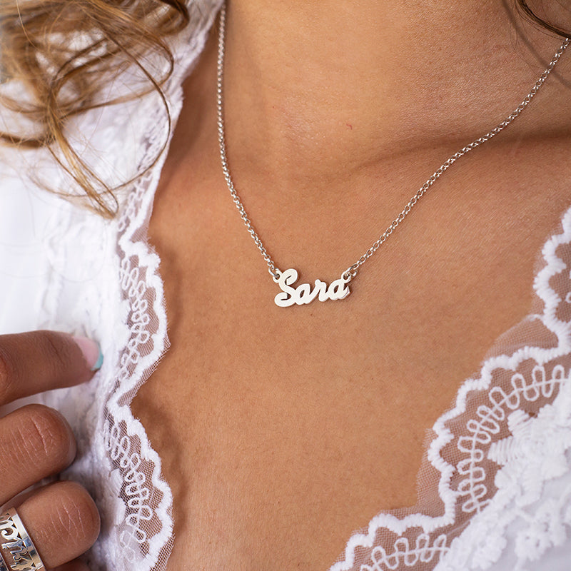 Collar de plata con nombre