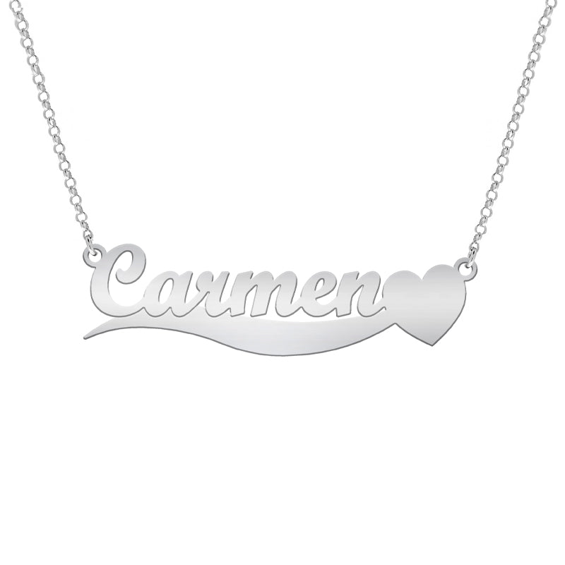 Collar de plata con nombre sobre banda