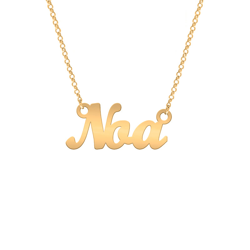 Collar con nombre chapado en oro