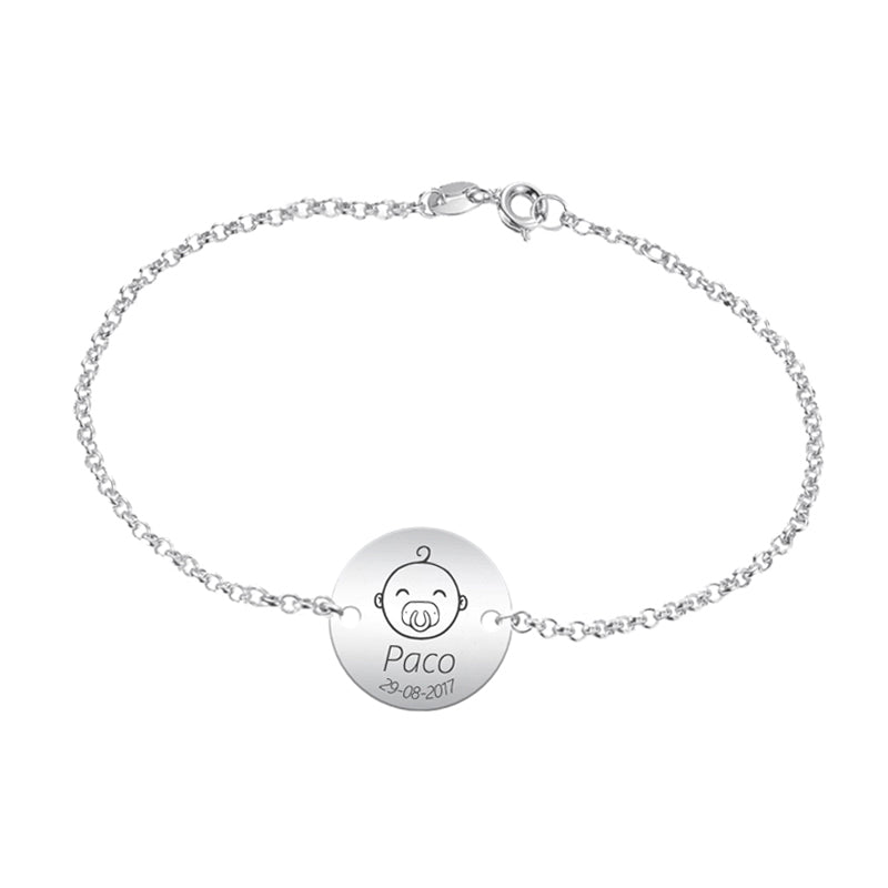 Pulsera de plata es un niño